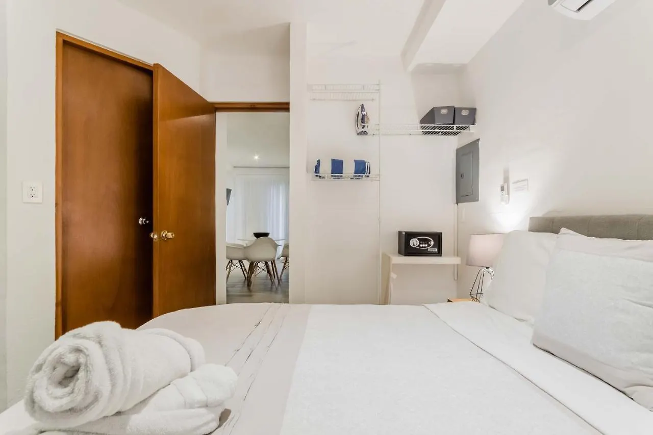 Hotelzone L20 Beach Access Cancun Apartment